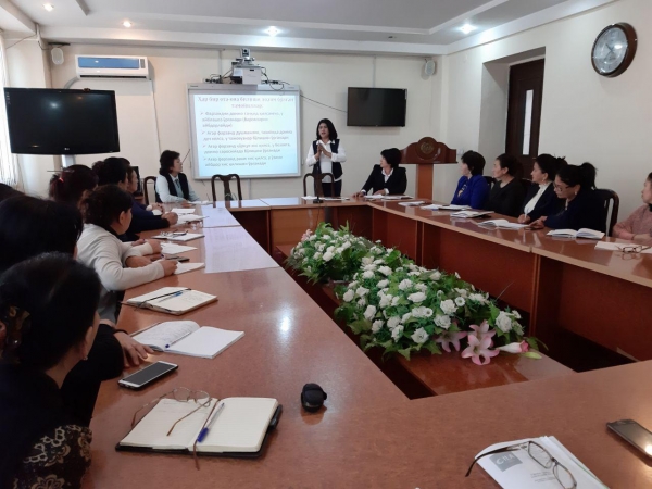 ВИЛОЯТИМИЗДА &quot;ОТА-ОНАЛАР УНИВЕРСИТЕТИ&quot; ЖАМОАТЧИЛИК ТУЗИЛМАСИ ФАОЛИЯТИ ЯНАДА ФАОЛЛАШАДИ