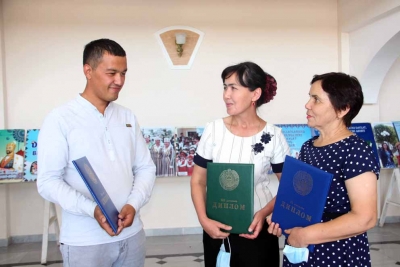 &quot;Энг улуғ, энг азиз&quot; танлови вилоят босқичи ғолиблари муносиб тақдирланди