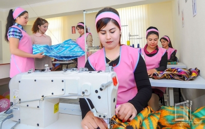 &quot;Иқбол&quot; газетаси таҳририяти қошида ташкил этилган &quot;ХОЛИС-НУР&quot; ЎҚУВ МАРКАЗИ