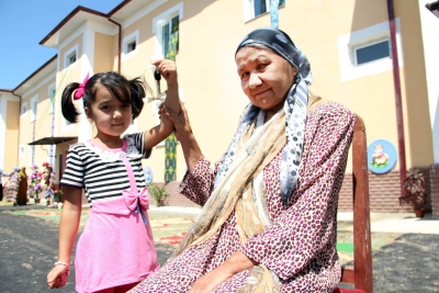 ВИЛОЯТИМИЗДА ИМКОНИЯТИ ЧЕКЛАНГАН ФУҚАРОЛАРГА ЯНГИ УЙ-ЖОЙЛАР ТОПШИРИЛДИ