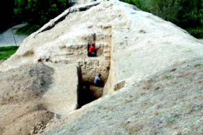 Мингтепа-ёшларимизни юртга садоқат, келажакка ишонч руҳида тарбиялашга қодир ёдгорлик