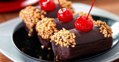 БАЙРАМ ДАСТУРХОНИНГИЗ ЎЗИГА ХОС БЎЛСИН!