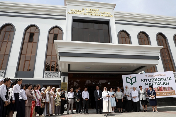 АНДИЖОНДА “КИТОБХОНЛИК ҲАФТАЛИГИ” БОШЛАНДИ