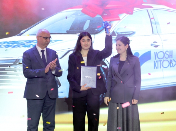 &quot;ЁШ КИТОБХОН&quot; ТАНЛОВИ: ҒОЛИБЛАРГА ПРЕЗИДЕНТ СОВҒАЛАРИ ТОПШИРИЛДИ