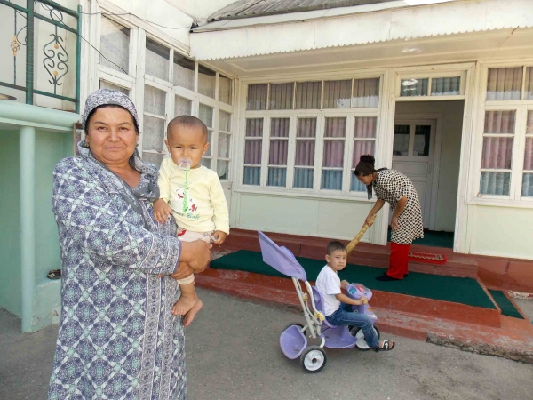 Қайнона одилона иш тутса, келин ҳам яхши тарбия топади