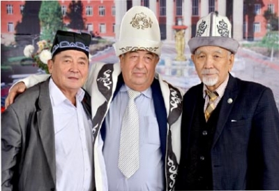 ДЎСТЛИККА ОЛТИН КЎПРИК ҚУРГАНЛАР