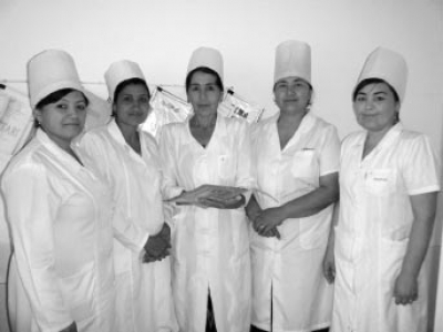 АЁЛ ҲАЁТНИ ЯНАДА ГЎЗАЛ ҚИЛАДИ, - дейди Бўз тиббиёт бирлашмасининг тажрибали ҳамшираси Донохон опа Давлатова.