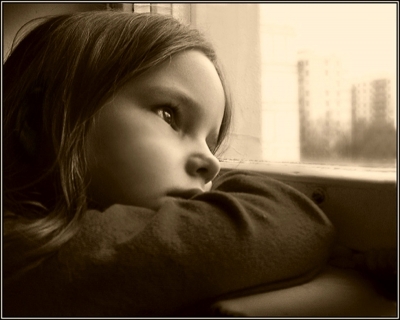 I SUFFOCATE LOOKING AT MY INVALID GRANDDAUGHTER