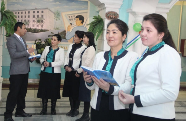 ИҚТИДОРЛИ ЎҚУВЧИЛАРИМИЗ САФИ КЕНГАЙМОҚДА