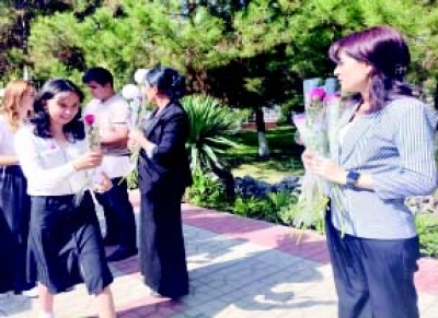 ХАЛҚАРО ҚИЗЛАР КУНИ КЕНГ НИШОНЛАНДИ